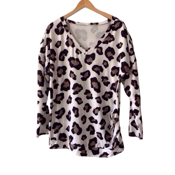 Leopard Print Tunic Blouse - XL - Button Detail + Flattering Fit - Picture 7 of 12